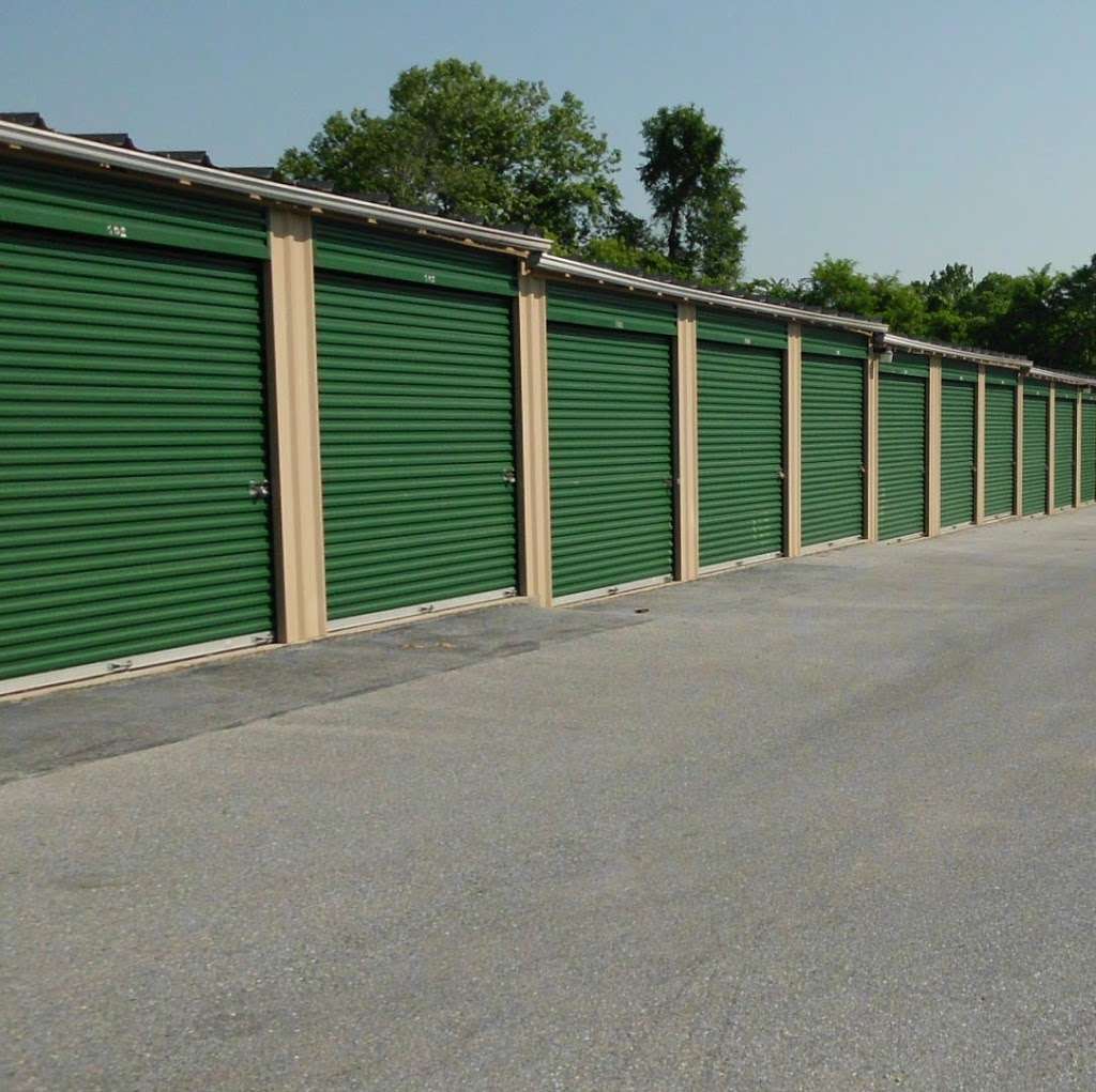 Whitehorse Self Storage | 651 S 2nd Ave, Phoenixville, PA 19460 | Phone: (610) 991-8122