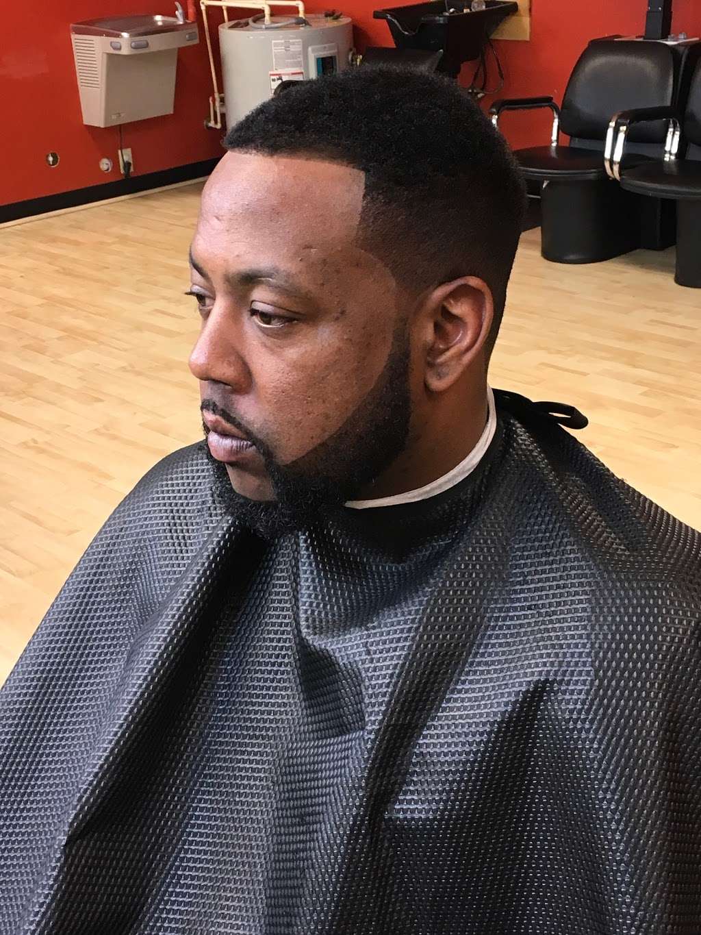 Strickly Business Barbershop | 17453 Jefferson Davis Hwy, Ruther Glen, VA 22546 | Phone: (804) 433-8850