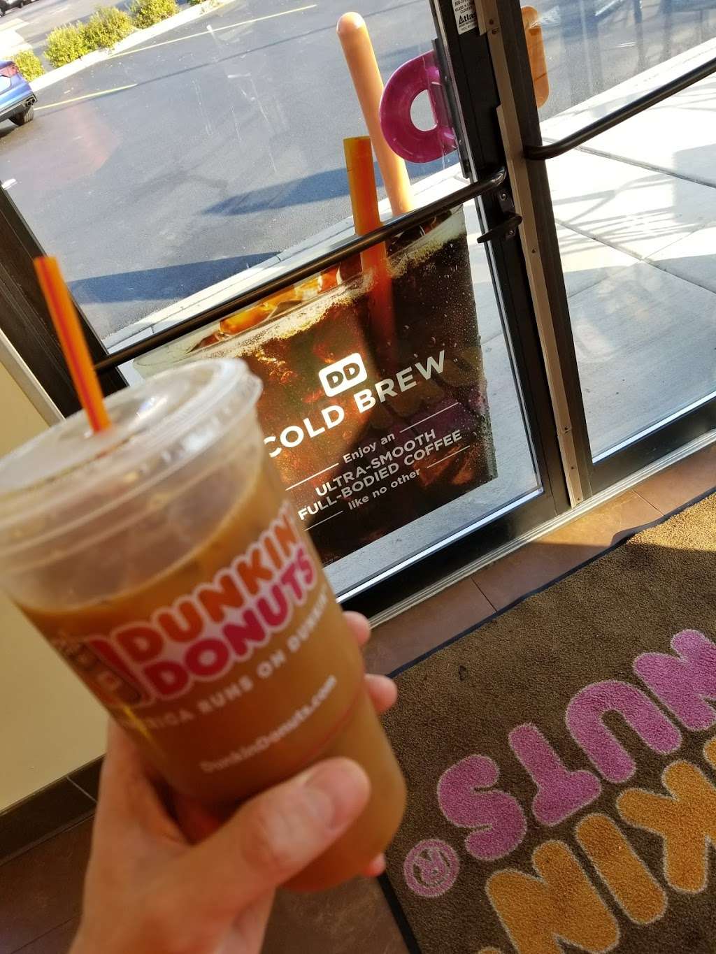 Dunkin Donuts | 1818 W Northwest Hwy, Arlington Heights, IL 60004 | Phone: (847) 257-9974