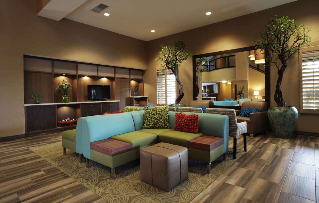 Holiday Inn Phoenix - Chandler | 1200 W Ocotillo Rd, Chandler, AZ 85248, USA | Phone: (480) 203-2121