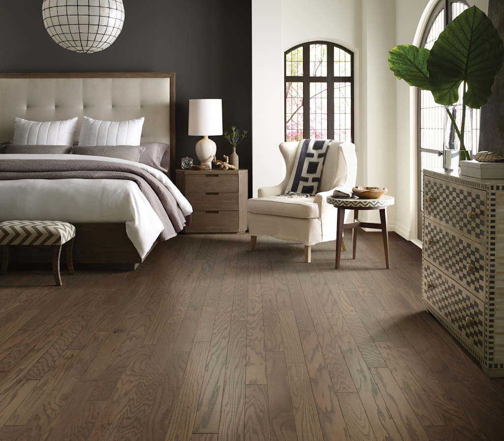 Flooring Expo by Carpet King | 1845 County Rd D E, Maplewood, MN 55109, USA | Phone: (651) 779-7576