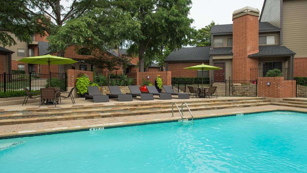 Camden Valley Park Apartments | 9835 Valley Ranch Pkwy W W, Irving, TX 75063, USA | Phone: (972) 506-0667