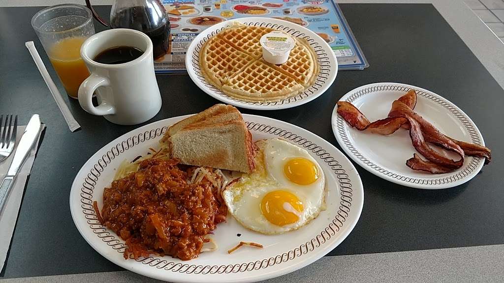 Waffle House | 708 Davis St, Scranton, PA 18505, USA | Phone: (570) 342-2214