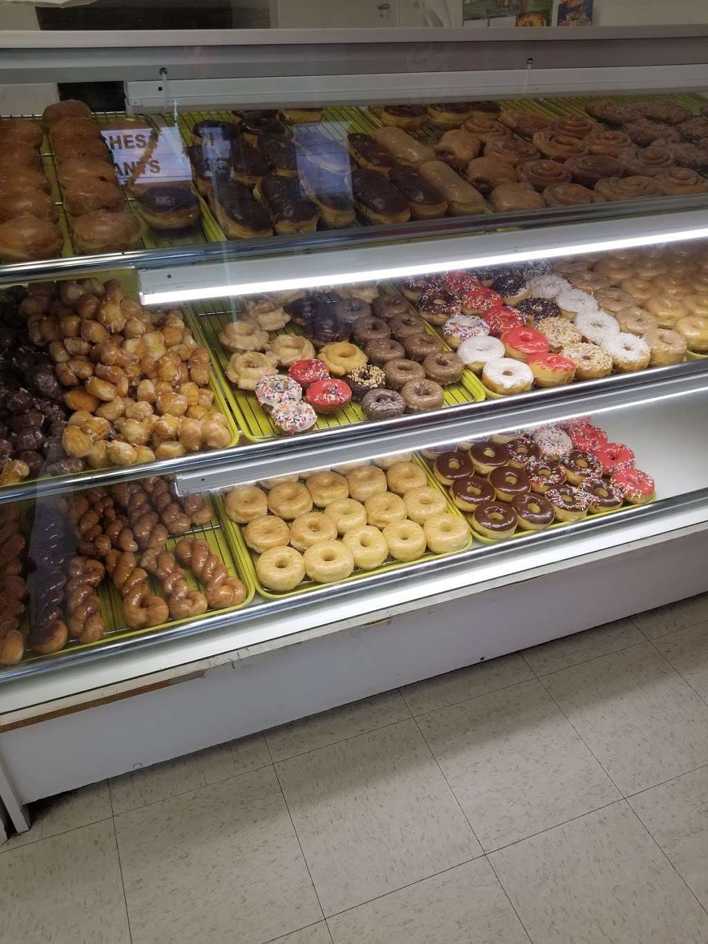 Instant Donuts | 15171 Judson Rd, San Antonio, TX 78247, USA | Phone: (210) 646-8070