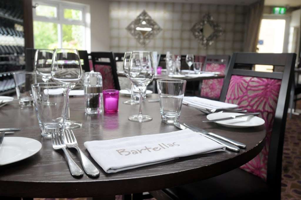 Bartellas Restaurant | Writtle Rd, Margaretting, Ingatestone CM4 0EH, UK | Phone: 01277 355021