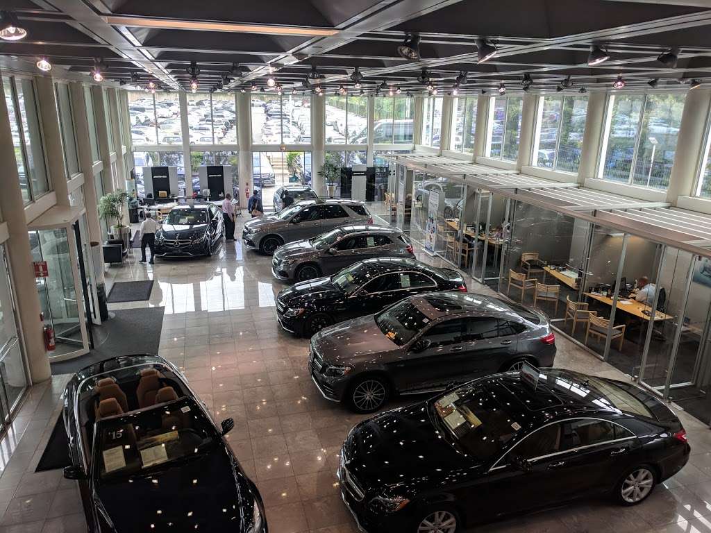 RALLYE AUTO GROUP | Roslyn, NY 11576, USA