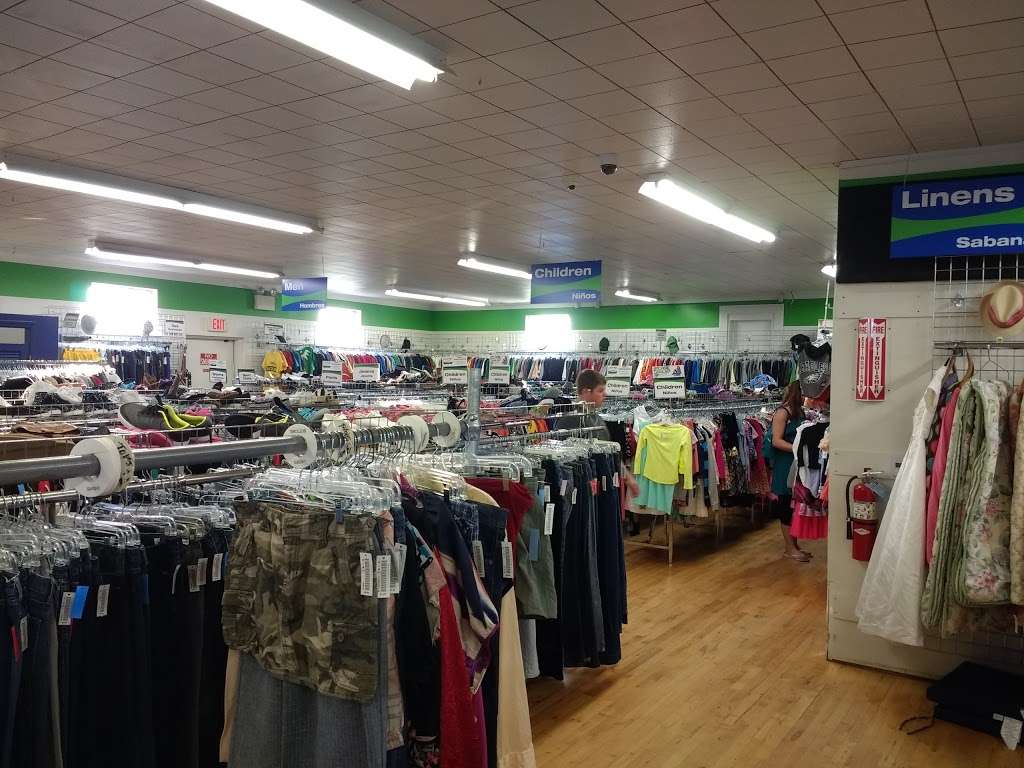 Goodwill Store & Donation Center | 1367 Weaverland Rd, East Earl, PA 17519, USA | Phone: (717) 445-6016