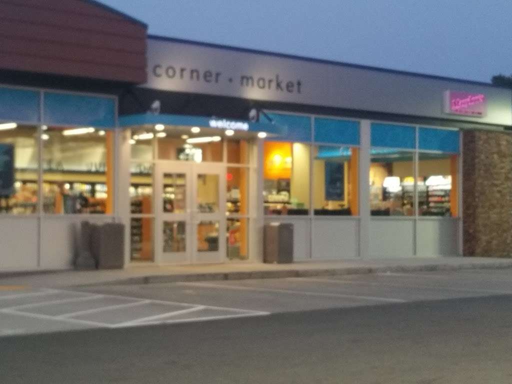 Seasons Corner Market | 8 Cranberry Hwy, Rochester, MA 02770, USA | Phone: (508) 295-2379