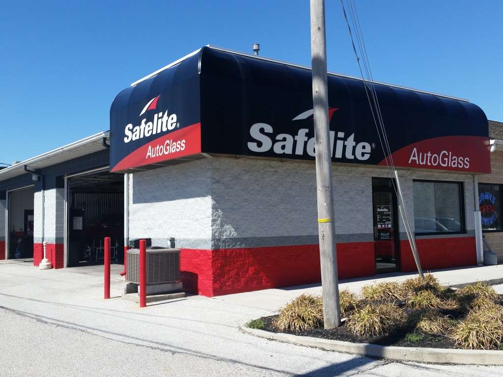 Safelite AutoGlass | 130 Eisenhower Dr, Hanover, PA 17331, USA | Phone: (717) 524-1733