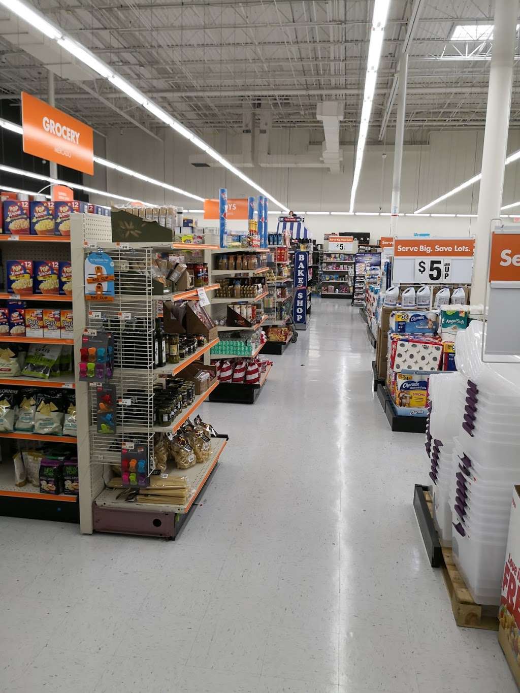 Big Lots, 600 W 15th St, Plano, TX 75075, USA