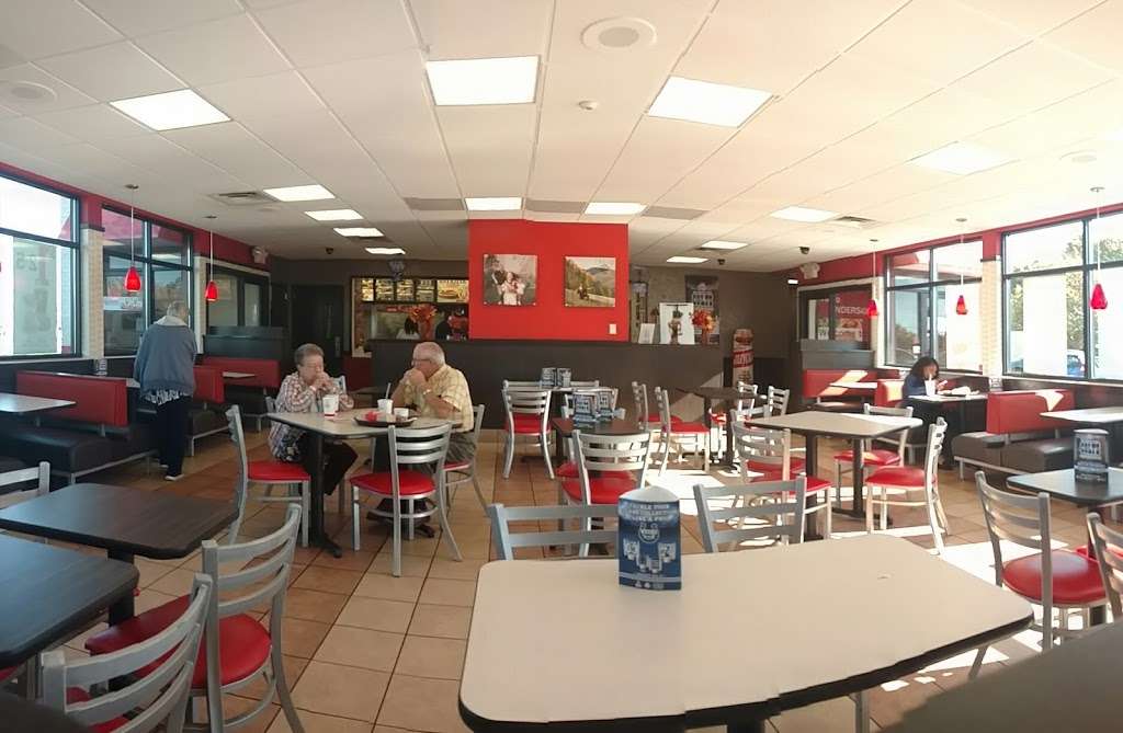 Arbys | 2820 Pendleton Ave, Anderson, IN 46012, USA | Phone: (765) 649-5897