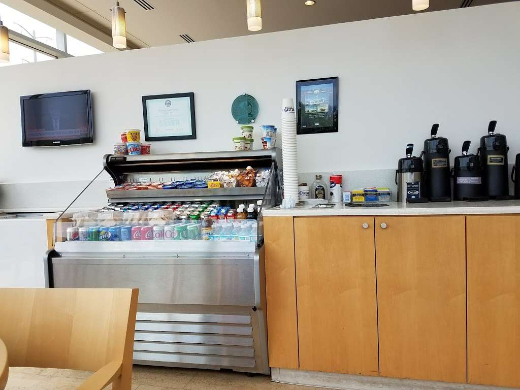 Fields Volvo Cars Northfield | 770 Frontage Rd, Northfield, IL 60093, USA | Phone: (847) 831-2100