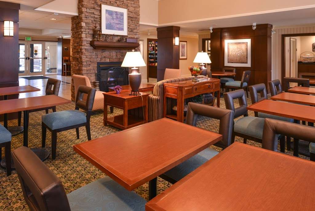 Staybridge Suites Indianapolis-Airport | 6295 Cambridge Way, Plainfield, IN 46168, USA | Phone: (317) 839-2700