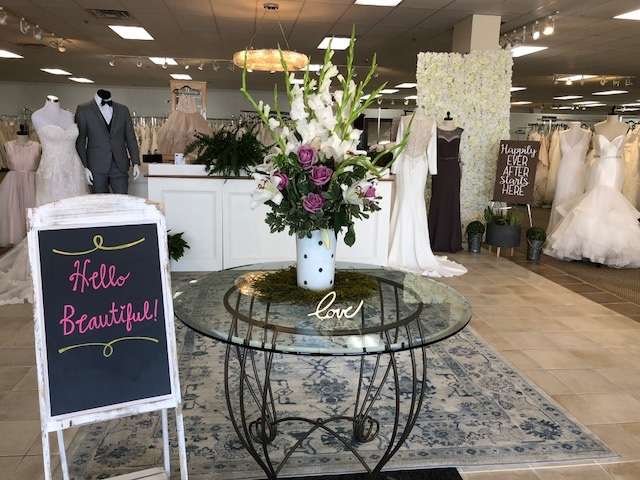 Gretchens Bridal Gallery | 5447 E 82nd St, Indianapolis, IN 46250, USA | Phone: (317) 849-9980
