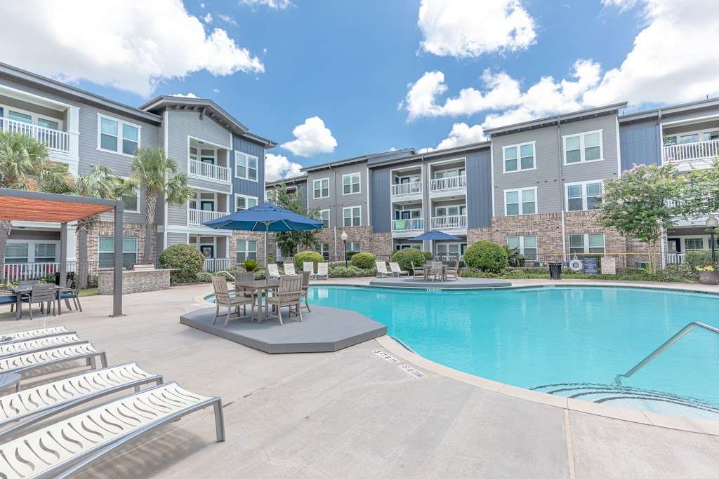 Delray Apartments | 1715 Enclave Pkwy, Houston, TX 77077, USA | Phone: (281) 623-1068