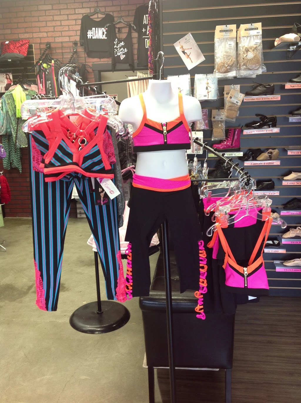 DanceTrendz | 4798 Auburn Way N #101, Auburn, WA 98002, USA | Phone: (206) 922-7878