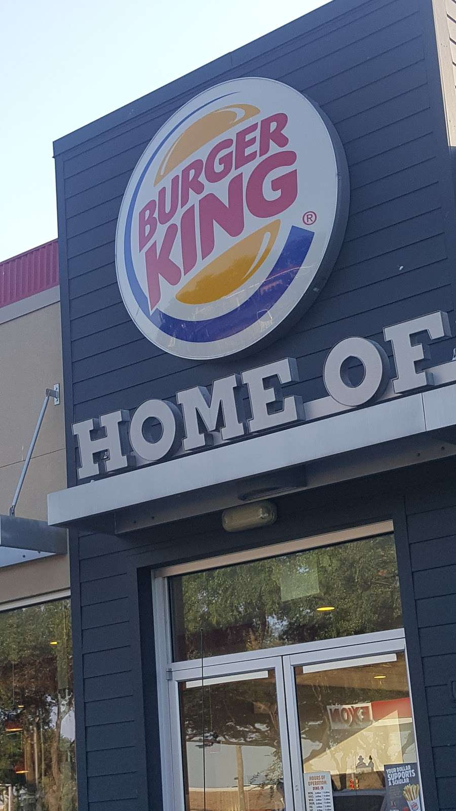 Burger King | 5475 Fairmont Pkwy, Pasadena, TX 77505, USA | Phone: (281) 991-0546