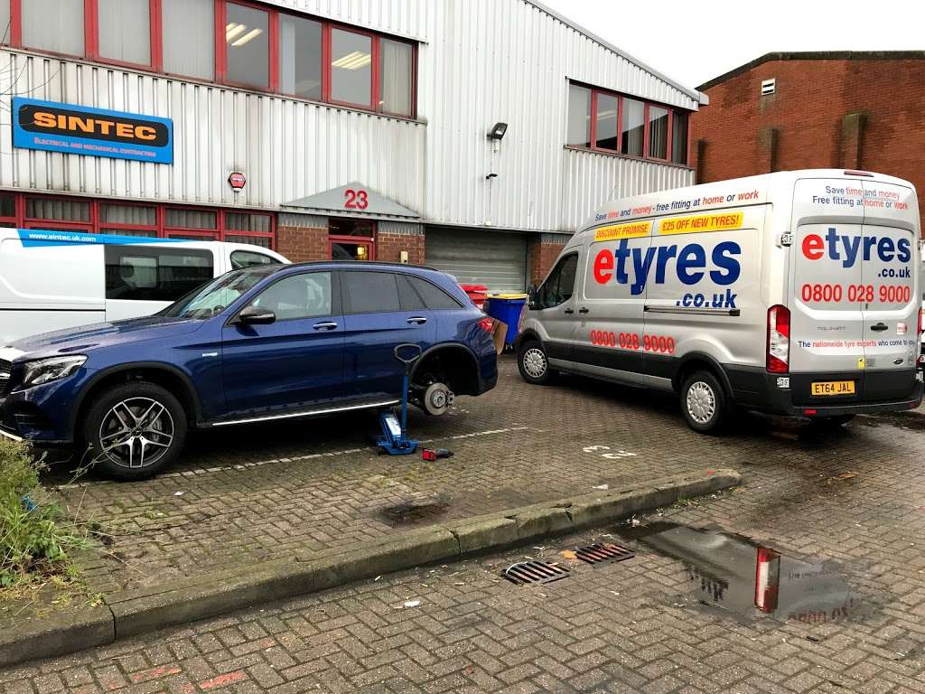 etyres North West London & East London, Mobile tyre fitting | 73 Cheddington Rd, London N18 1LU, UK | Phone: 020 8185 7751