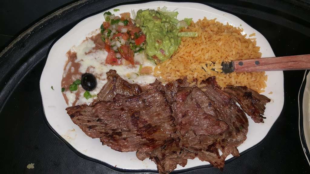 Don Chato Mexican Restaurant | 3807 Sierra Hwy, Acton, CA 93510, USA | Phone: (661) 269-2005