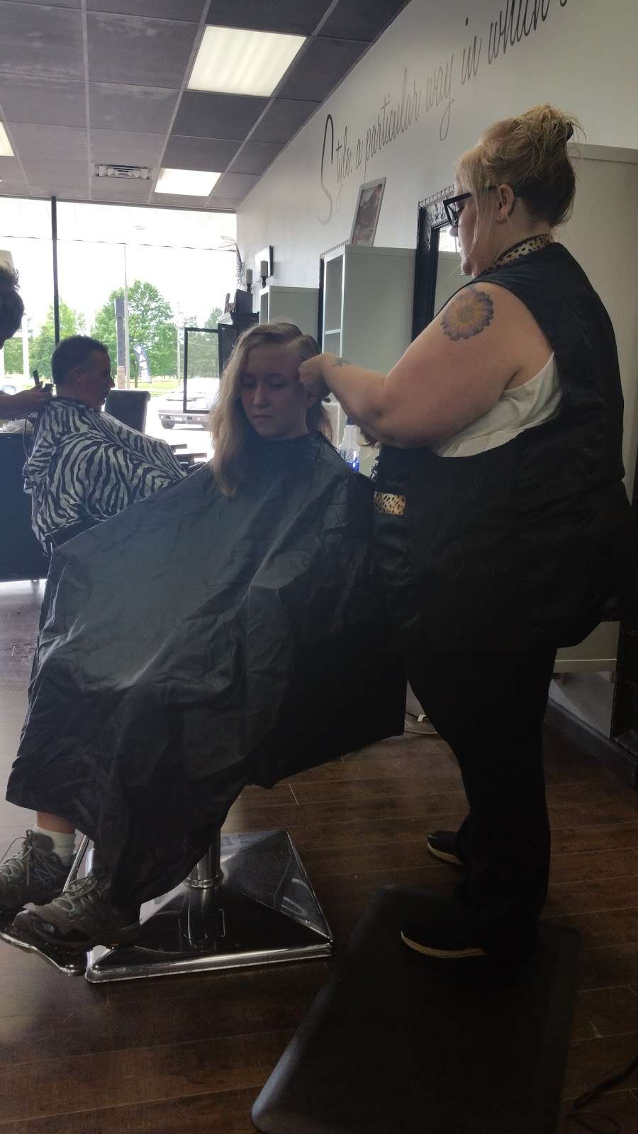 Shear Envy Salon | 3131 W Jefferson St, Joliet, IL 60435, USA | Phone: (815) 730-6000