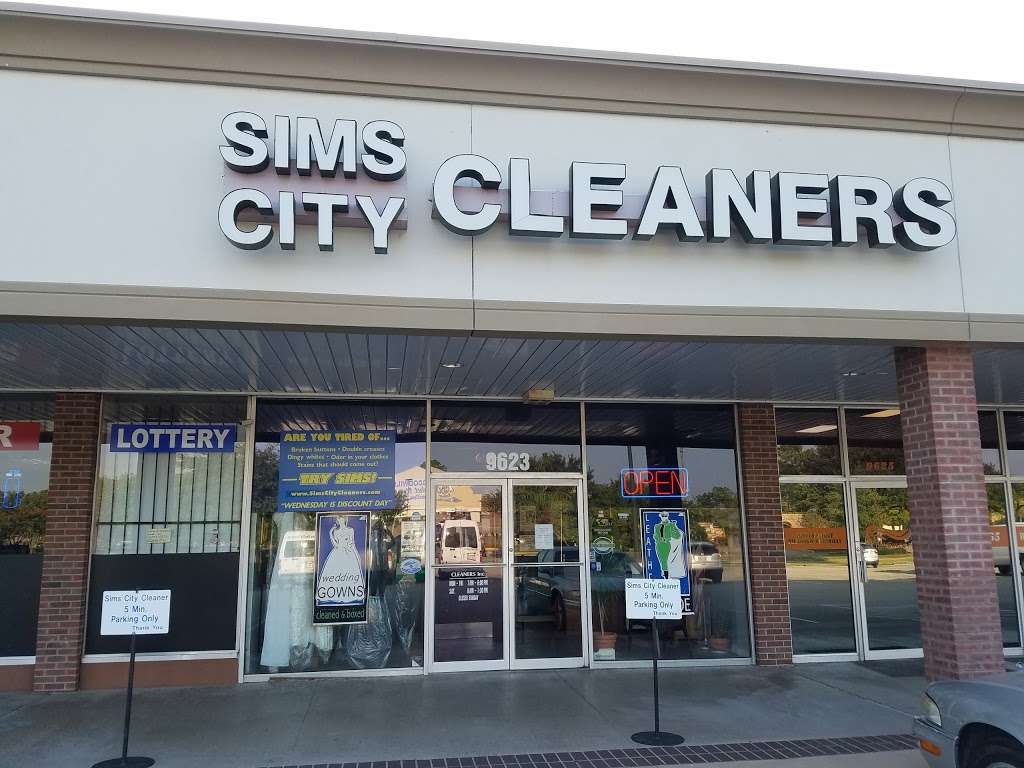 Sims City Cleaners Inc | 9623 Hillcroft St, Houston, TX 77096, USA | Phone: (713) 721-3100
