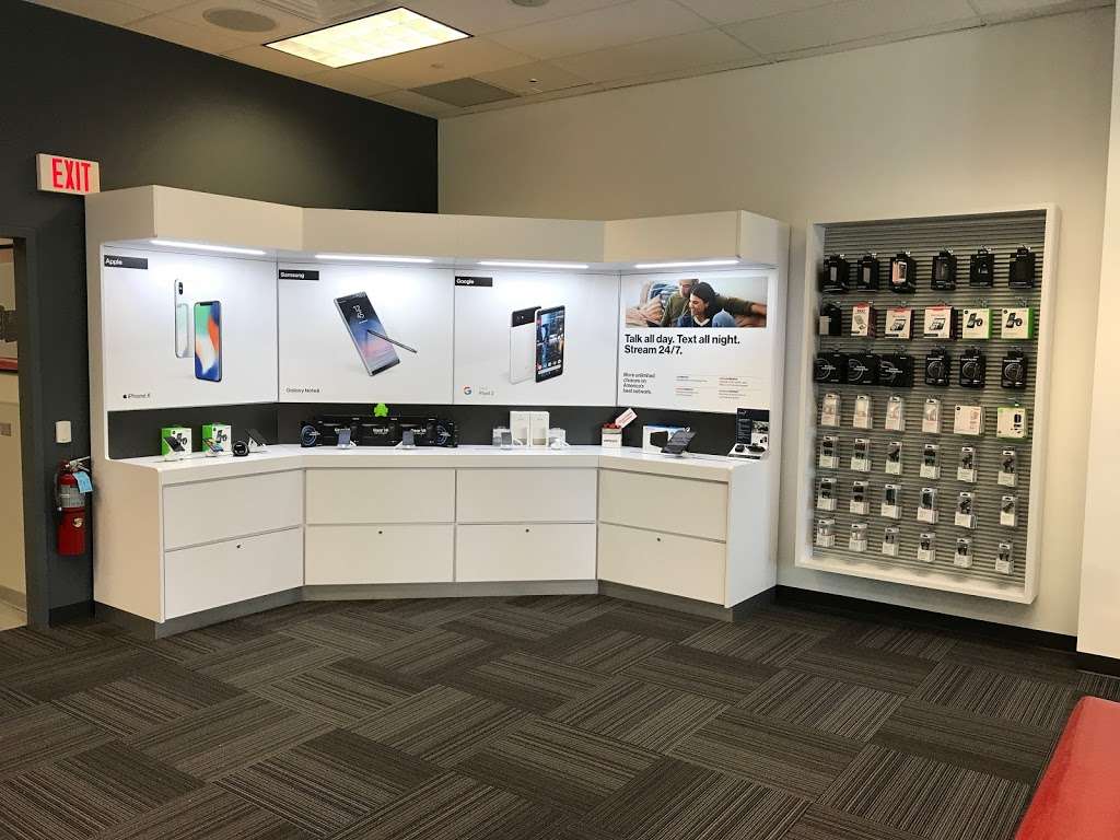 Verizon Authorized Retailer, TCC | 2960 Center Valley Pkwy Ste 744, Center Valley, PA 18034 | Phone: (610) 841-9606