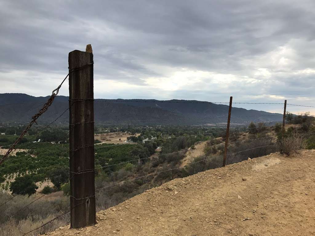 Valley View Preserve - Fox Canyon Trailhead | Shelf Rd, Ojai, CA 93023, USA | Phone: (805) 649-6852