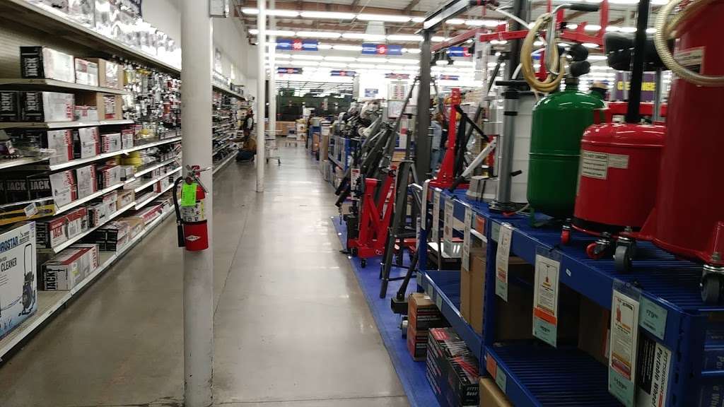 Harbor Freight Tools | 1019 N State College Blvd, Anaheim, CA 92806, USA | Phone: (714) 808-1963