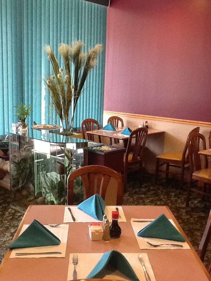 One Thai Restaurant | 4232 Northlake Blvd, Palm Beach Gardens, FL 33410 | Phone: (561) 622-6555