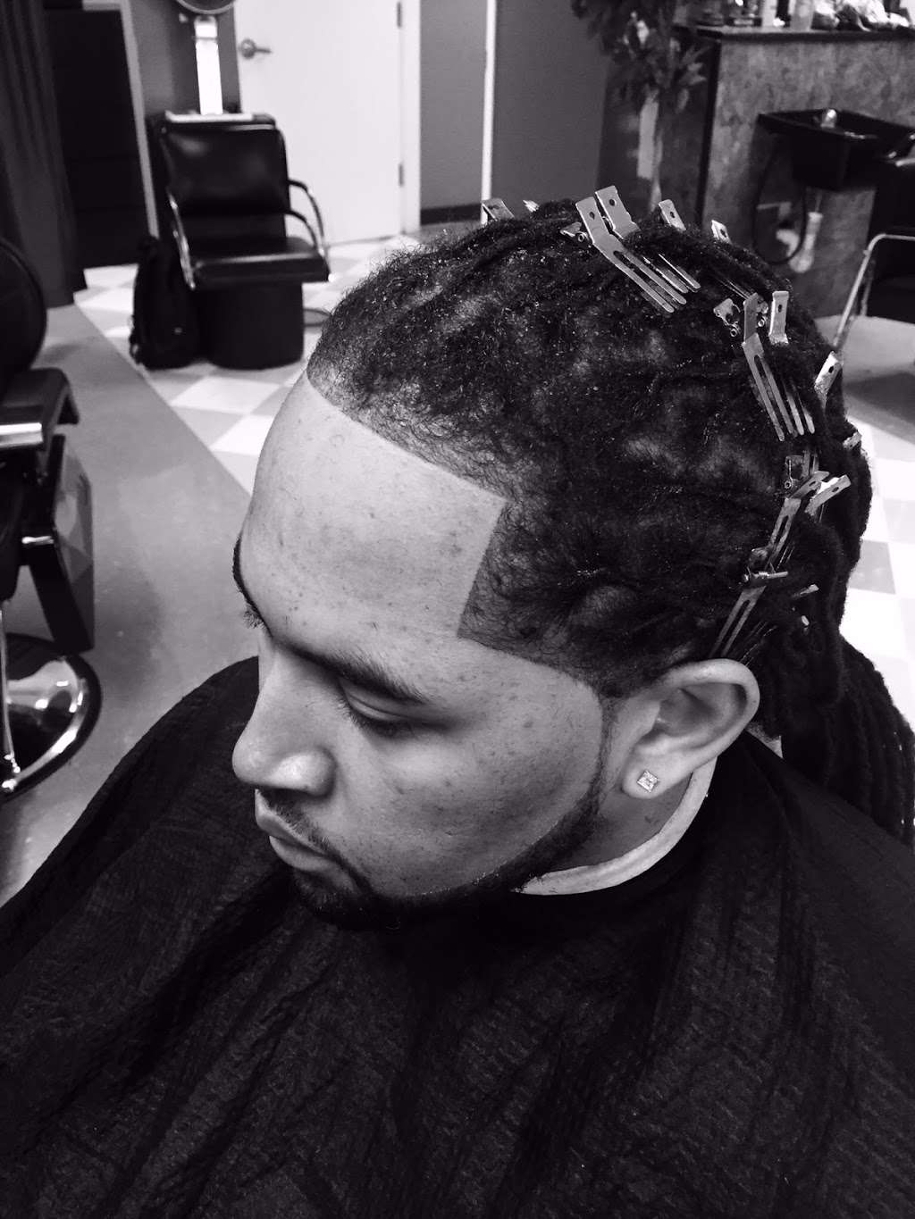 All In The Wrist Barber Academy | 202 N Dupont Blvd, Smyrna, DE 19977, USA | Phone: (302) 659-1027