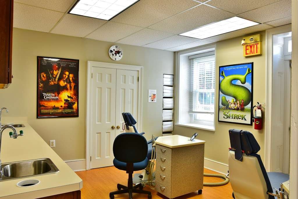 L&M Orthodontics | 363 N Main St, Doylestown, PA 18901, USA | Phone: (215) 348-5301