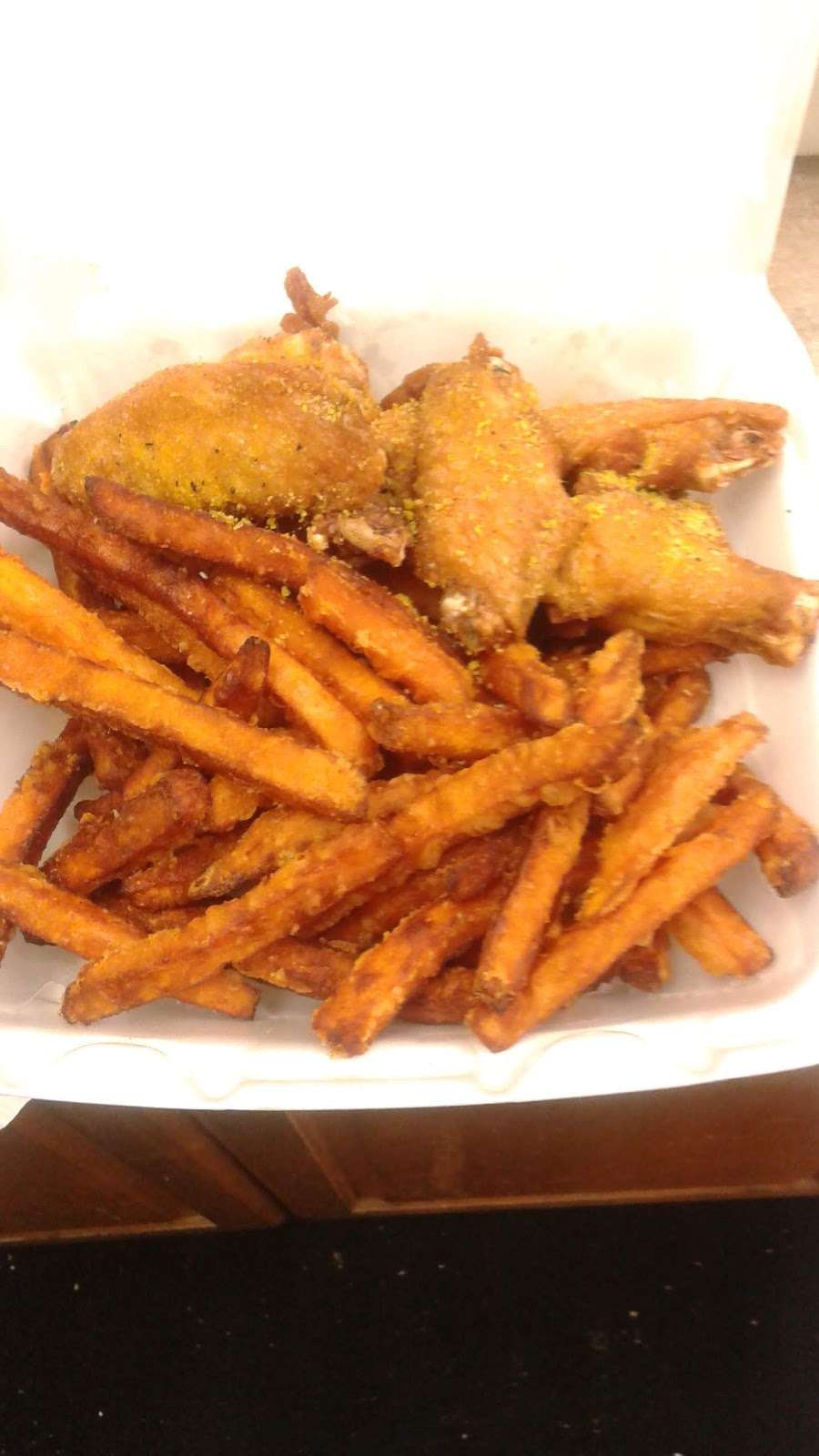 Fry Box | 168 Vreeland Ave, Paterson, NJ 07504, USA | Phone: (862) 257-1900