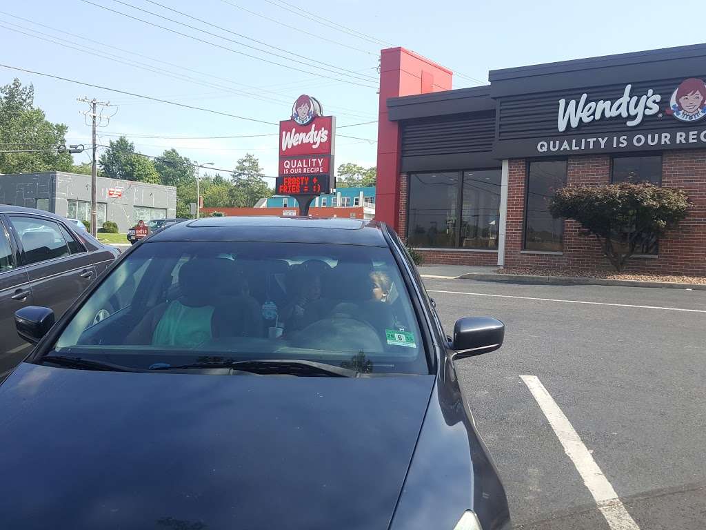 Wendys | 122 S Delsea Dr, Vineland, NJ 08360, USA | Phone: (856) 696-3233