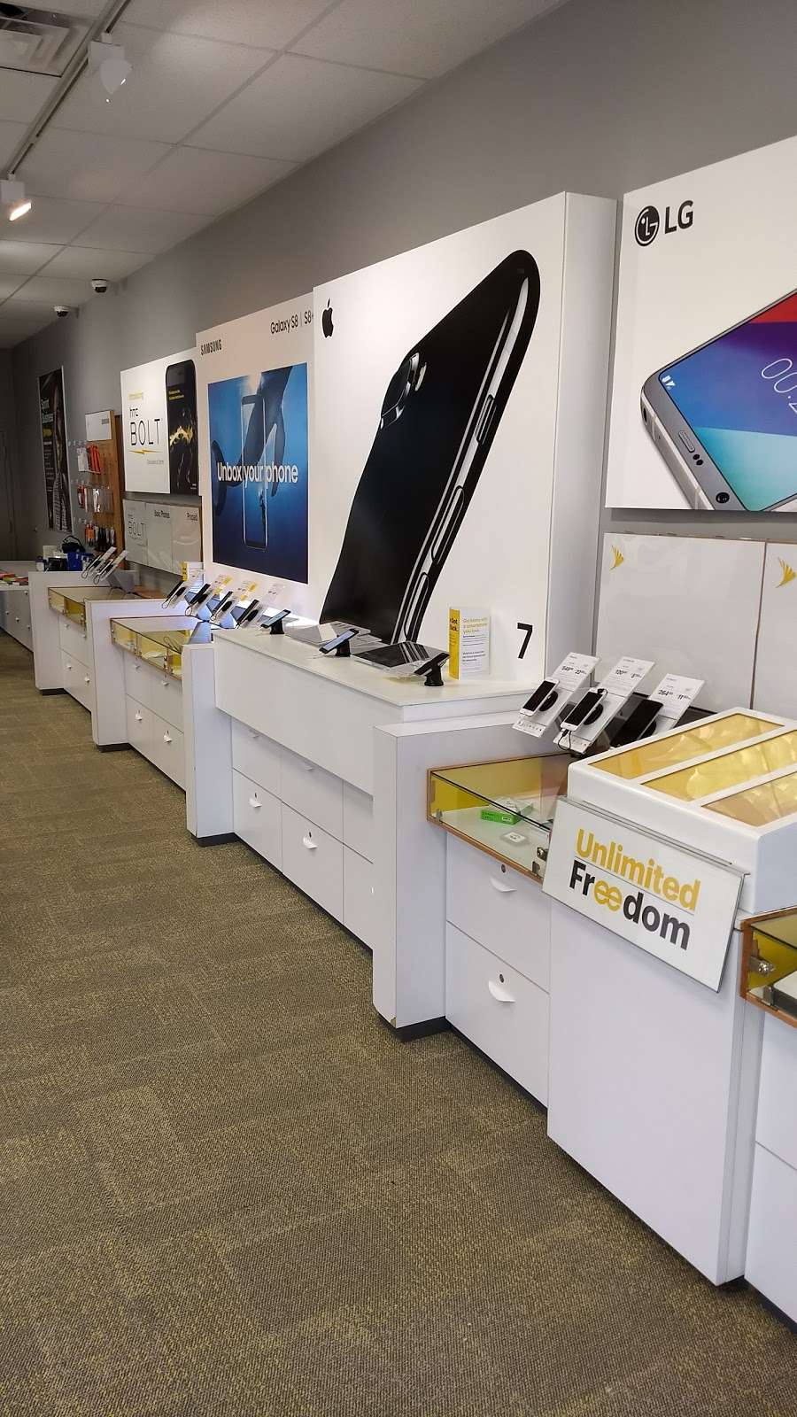 Sprint Store | 4550 W 121St Ave, Suite A1, Broomfield, CO 80020 | Phone: (303) 438-8585