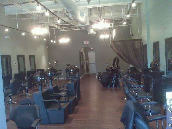 Lucid Salon | 570 N Schmale Rd, Carol Stream, IL 60188, USA | Phone: (630) 510-7010