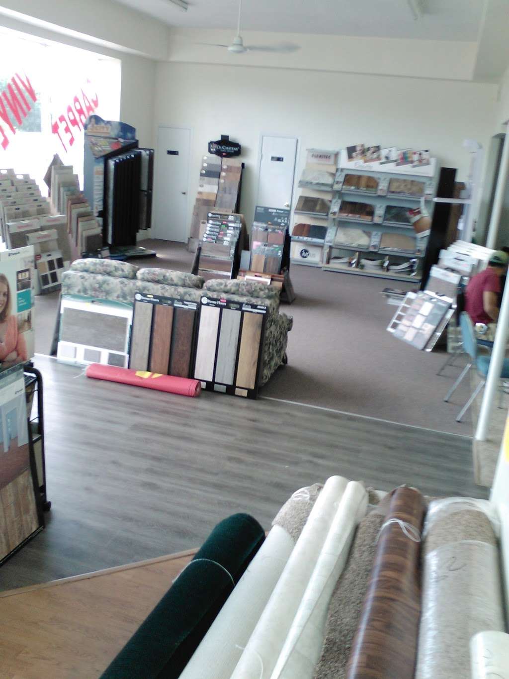 Lake Wales Flooring | 15381 US Hwy 27 S, Lake Wales, FL 33853, USA | Phone: (863) 676-1600