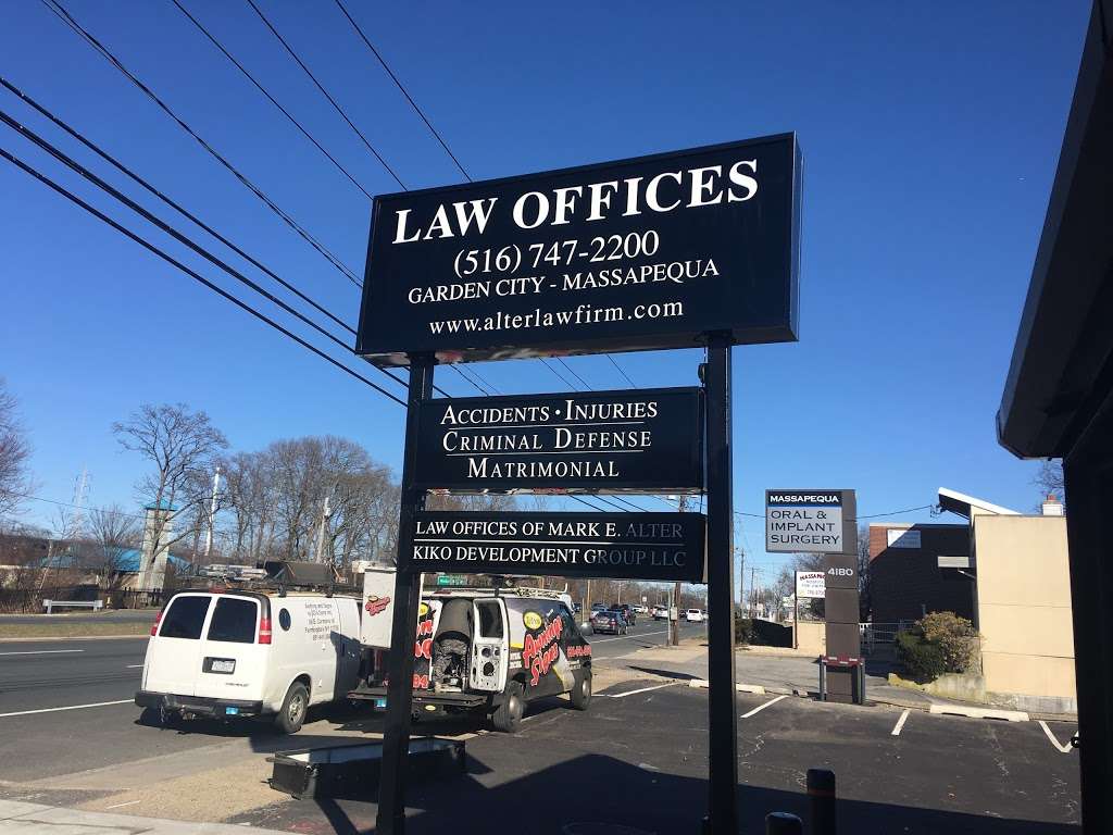 Law Offices of Mark E Alter | 320 Old Country Rd, Garden City, NY 11530, USA | Phone: (516) 747-2200