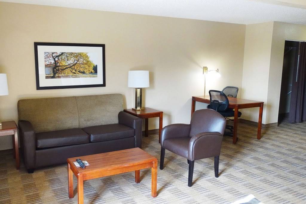 Extended Stay America - Madison - Old Sauk Rd. | 45 Junction Ct, Madison, WI 53717, USA | Phone: (608) 833-2121