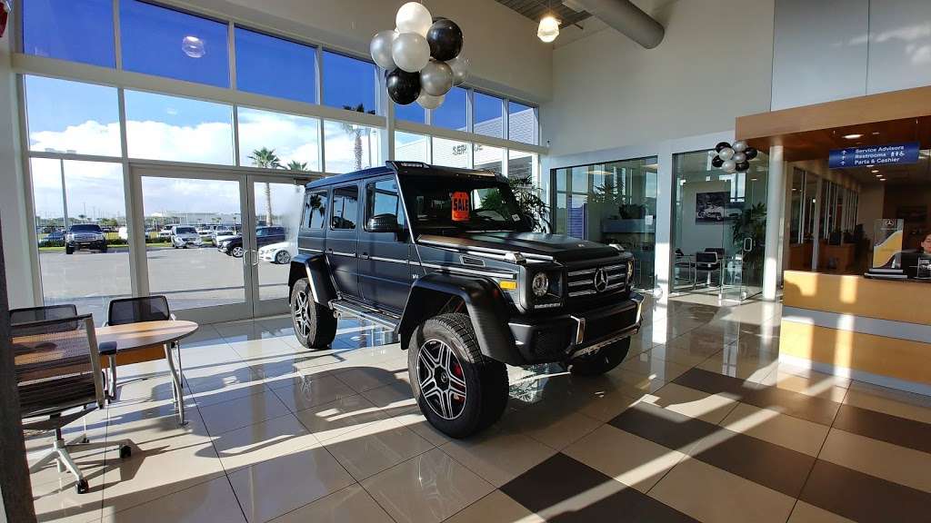 Mercedes-Benz of Daytona Beach | 1188 N Tomoka Farms Rd, Daytona Beach, FL 32124, USA | Phone: (386) 675-4677