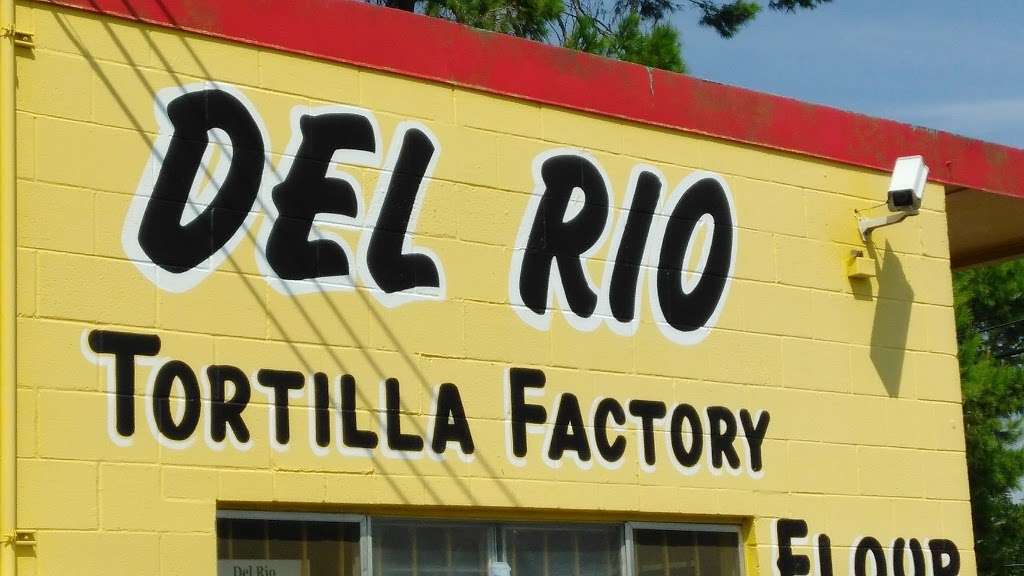 Del Rio Tortilla Factory | 1402 Gillette Blvd, San Antonio, TX 78224, USA | Phone: (210) 922-4810