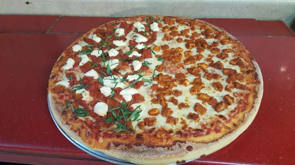 Cousins Pizza | 187 Rivervale Rd # 4, River Vale, NJ 07675, USA | Phone: (201) 666-3100