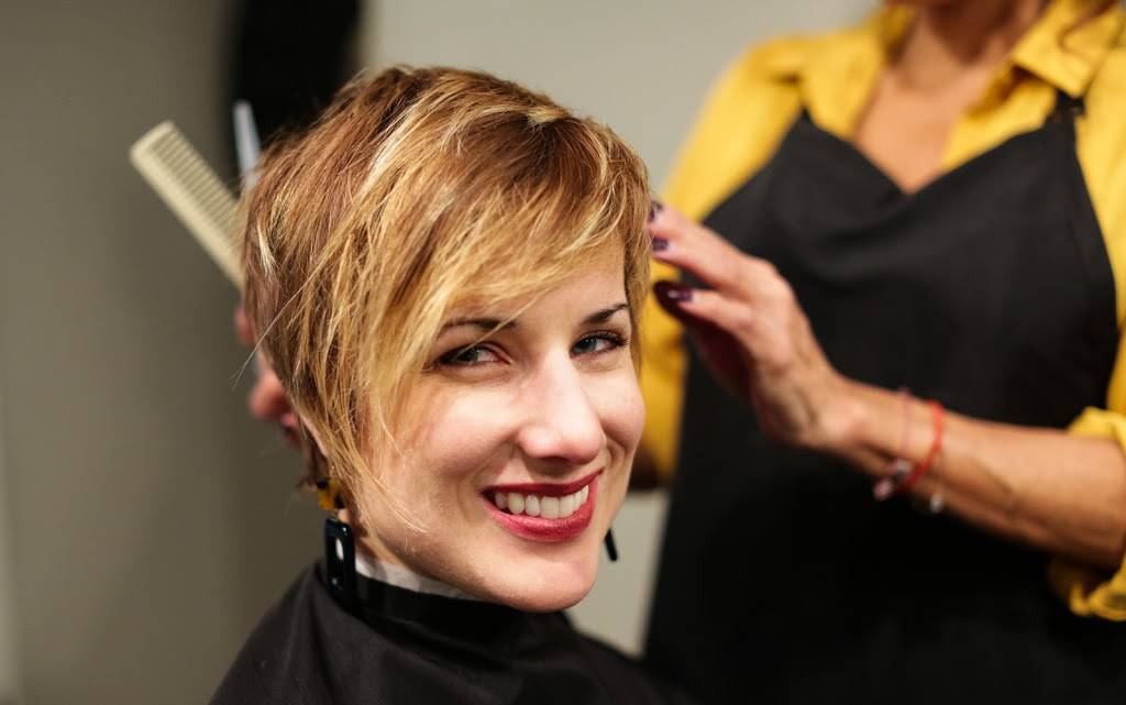 Daniela Lorenz Hairstylist & Colorist | 2275 Market St suite l, San Francisco, CA 94114, USA | Phone: (415) 678-7171