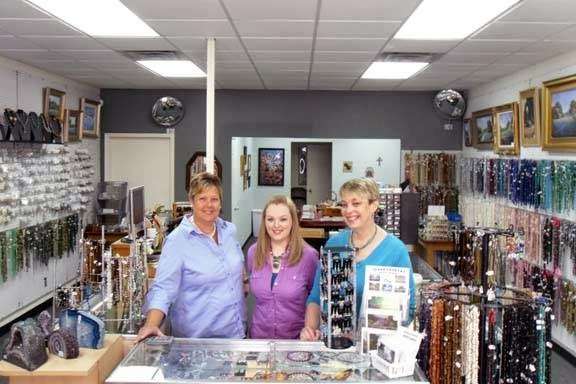 Ann Pearce Jewelry & Beads | 1826 Nacogdoches Rd, San Antonio, TX 78209, USA | Phone: (210) 656-2745