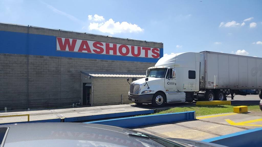 Xpress Truck Wash | 12816 Mines Rd, Laredo, TX 78045, USA | Phone: (956) 712-1125