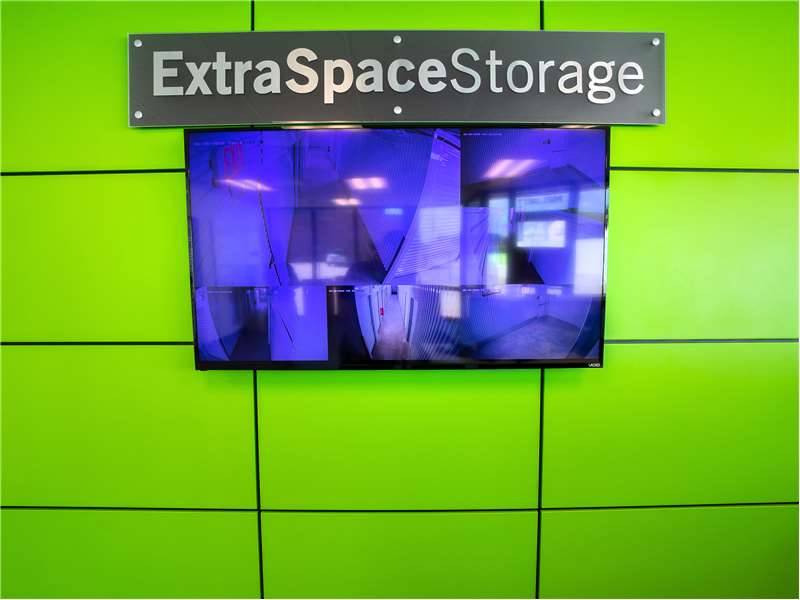 Extra Space Storage | 1509 W Airport Fwy, Irving, TX 75062, USA | Phone: (972) 594-7070
