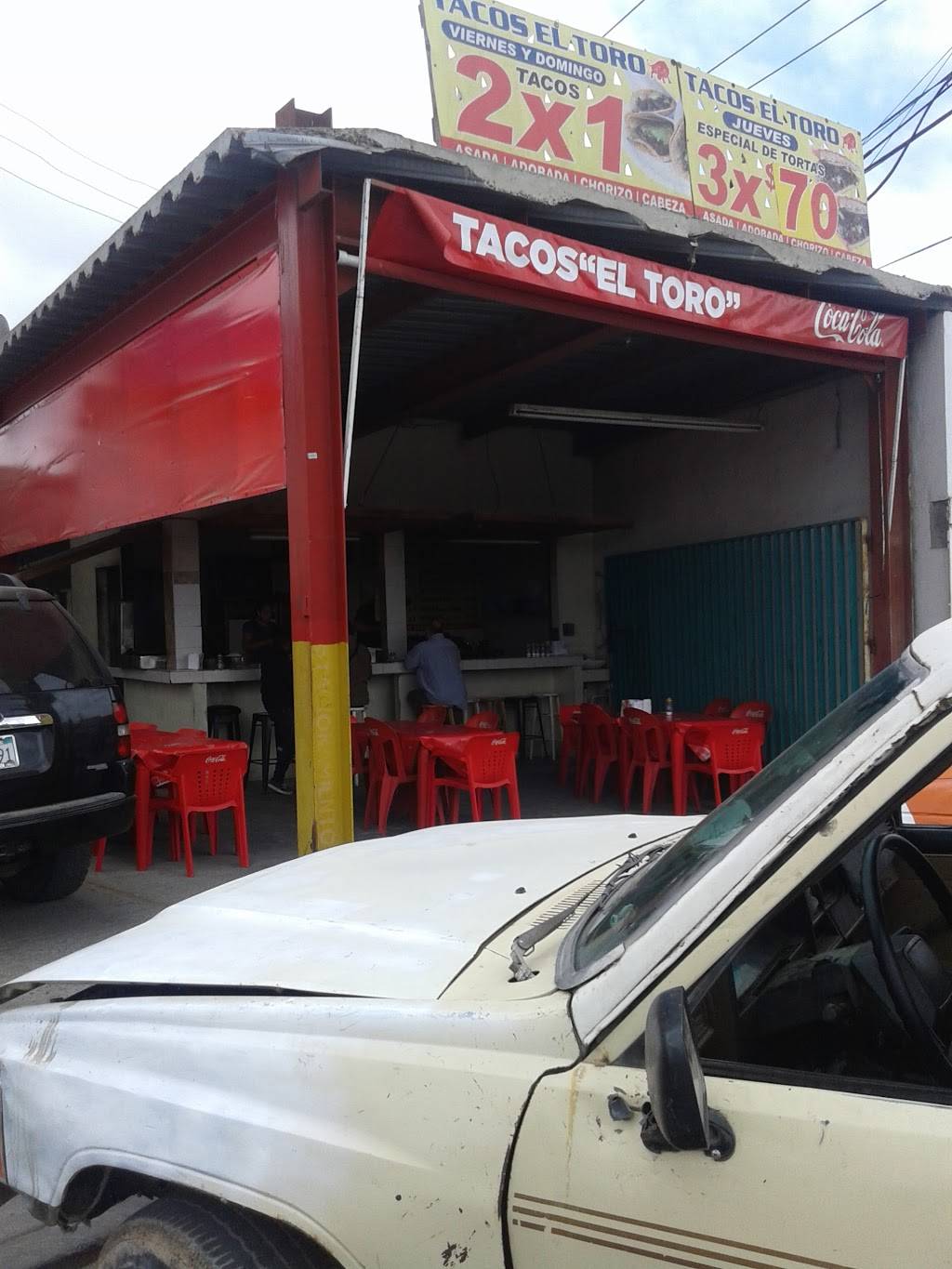 Tacos El Toro | El Tecolote, 22644 La Joya, B.C., Mexico | Phone: 664 547 6293