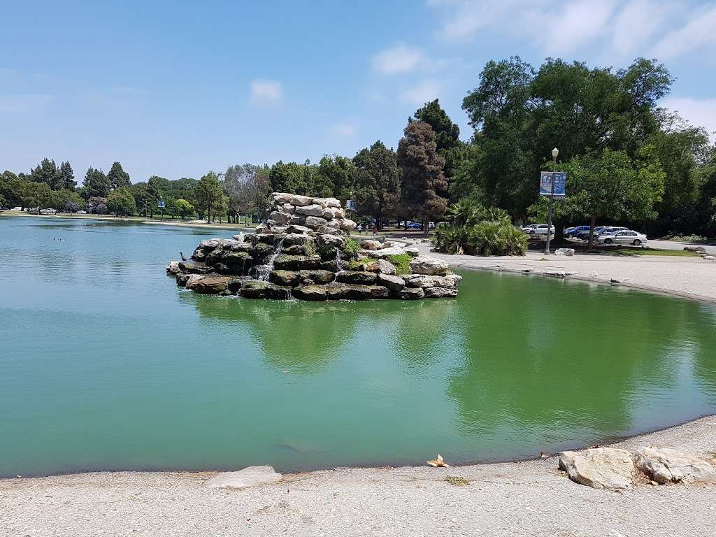 El Dorado Park East Duck Pond | 2560, 2400 N Studebaker Rd, Long Beach, CA 90815, USA