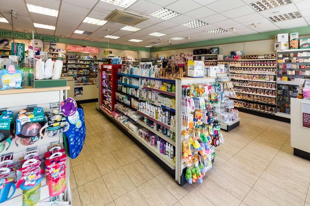 Savemain Pharmacy Ltd. | 166-168 Essex Rd, London N1 8LY, UK | Phone: 020 7226 8409