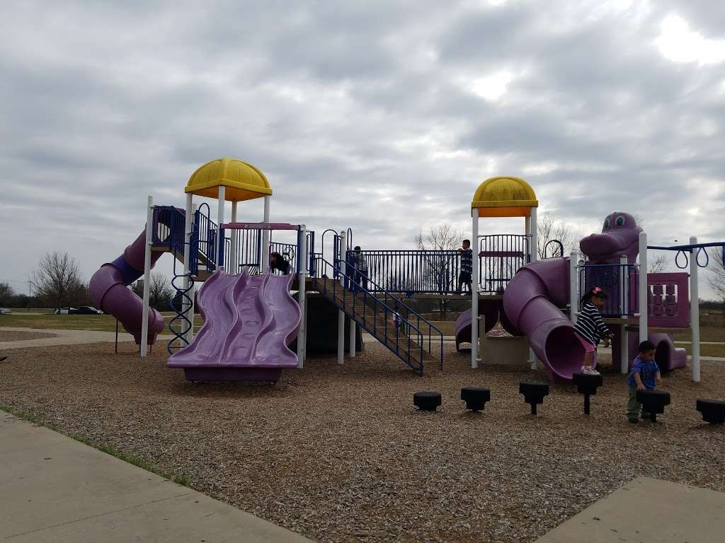 Lancaster Community Park | 1700 Veterans Memorial Pkwy, Lancaster, TX 75134, USA | Phone: (972) 218-3700