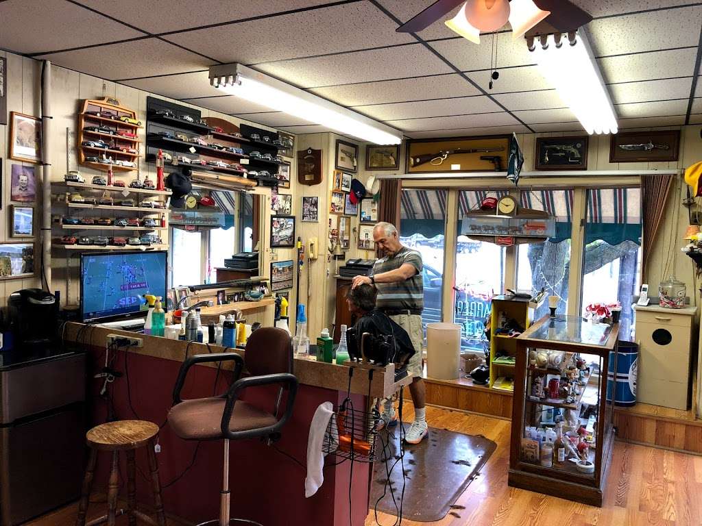 Bens Barber Shop | 601 Monmouth St, Gloucester City, NJ 08030, USA | Phone: (856) 456-1057